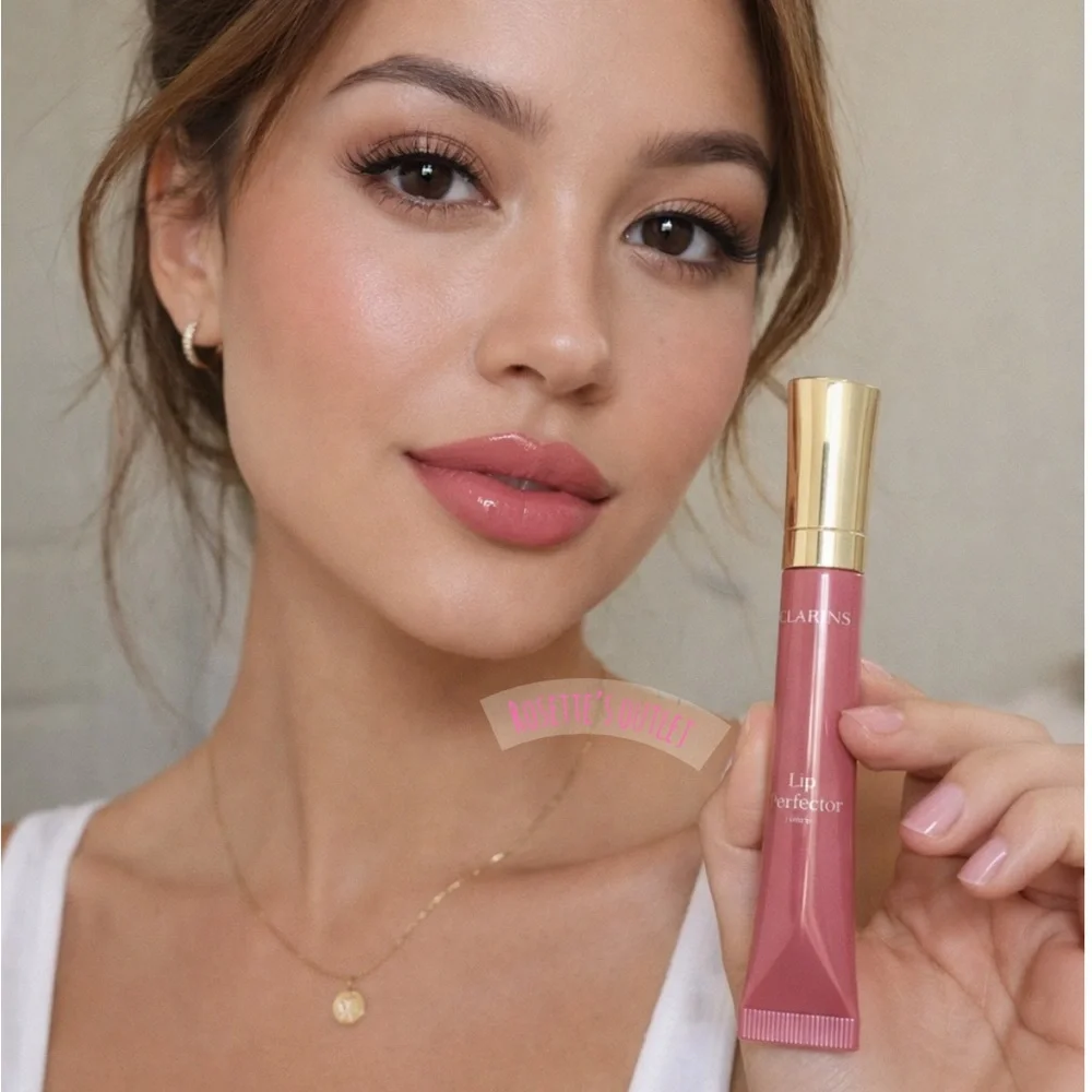 Clarins Lip Perfector 06 Rosewood Shimmer ✨ Glossy Hydrating Lip Balm – New